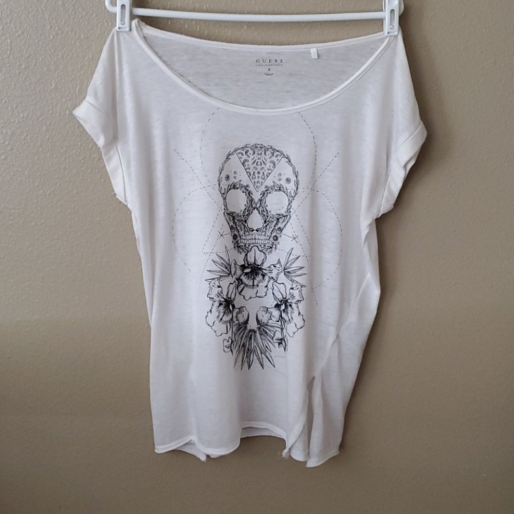 Guess Top